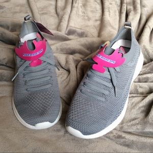 ultra flex statements sneaker